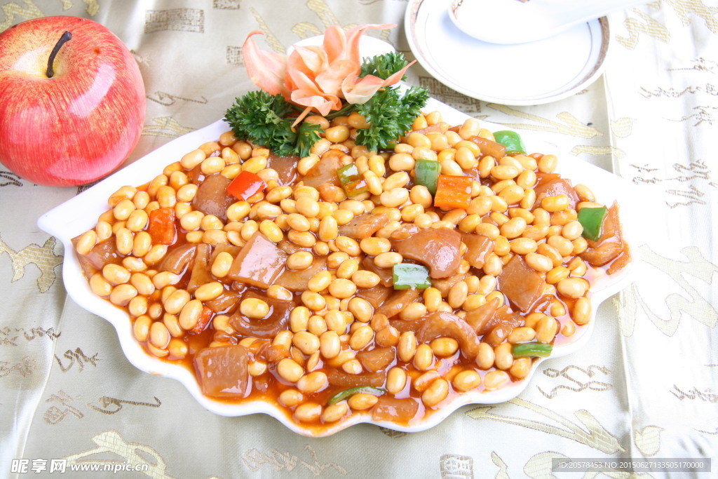 肉皮炒黄豆