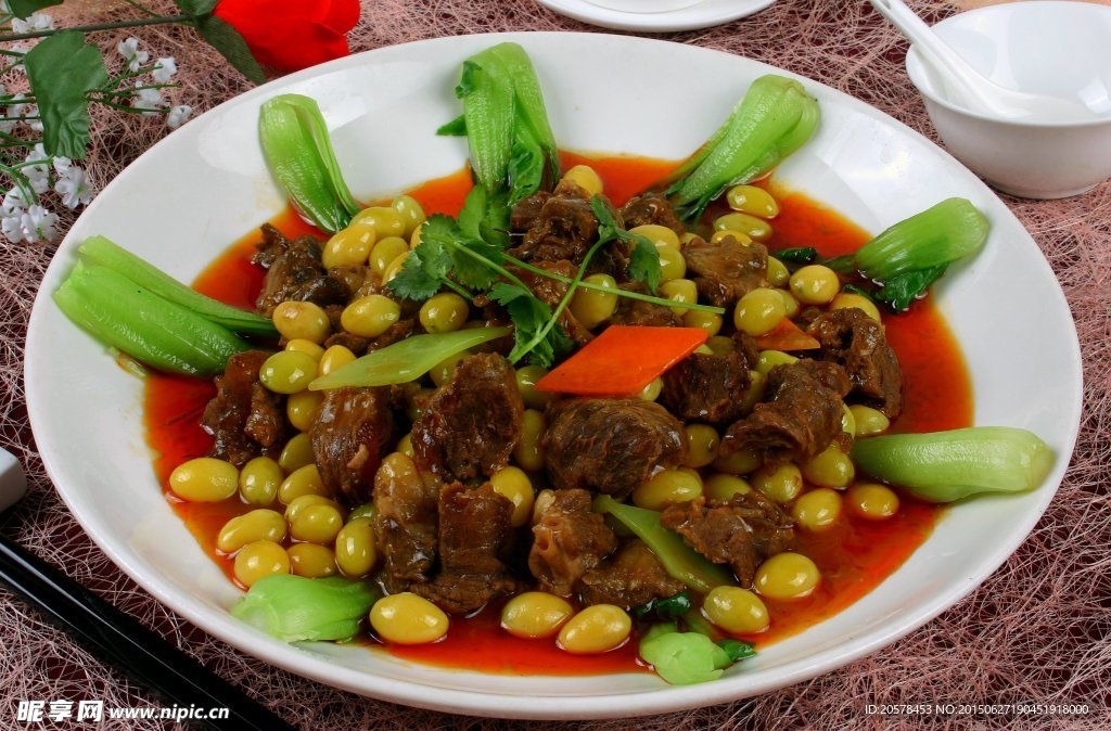 银杏烧牛腩