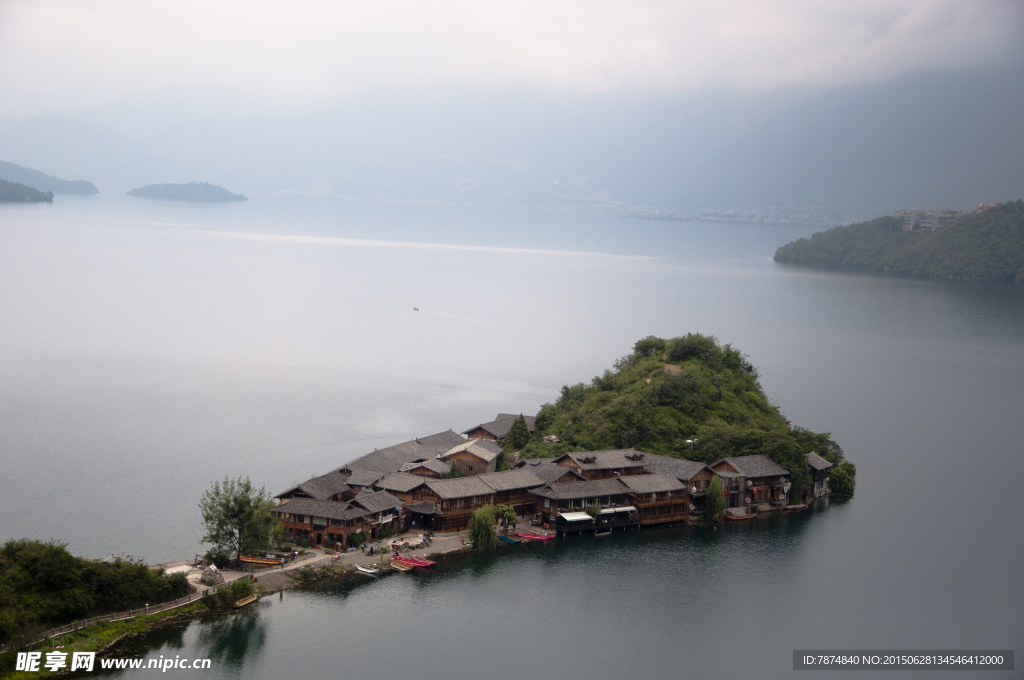 泸沽湖