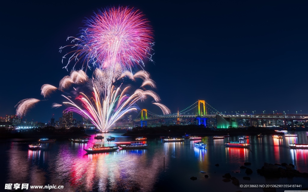 城市夜景 烟花