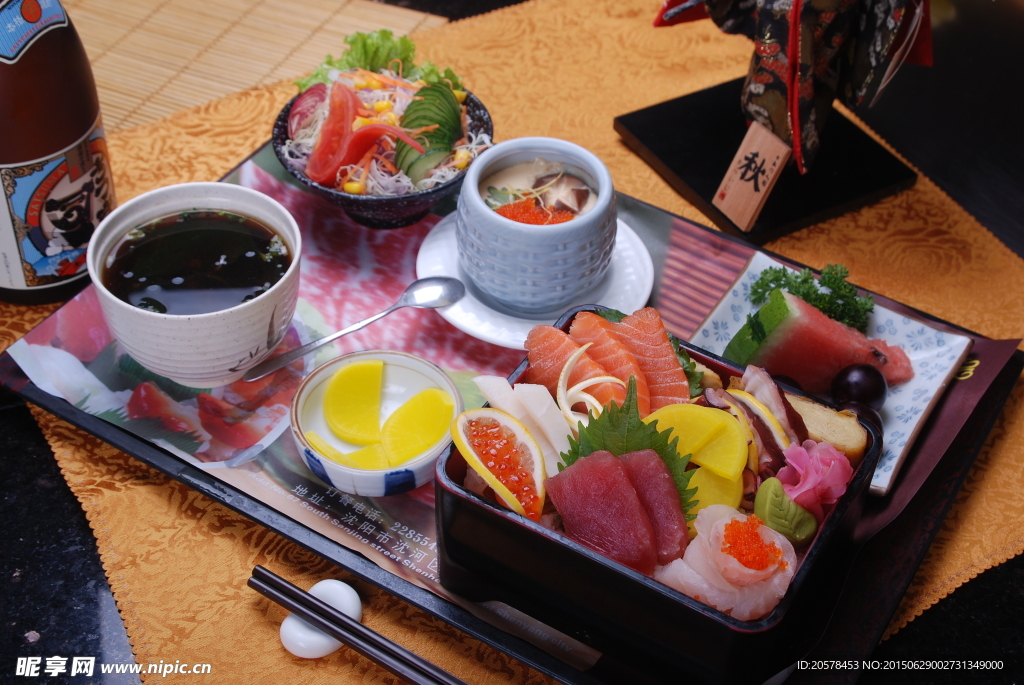 花色刺身饭套餐