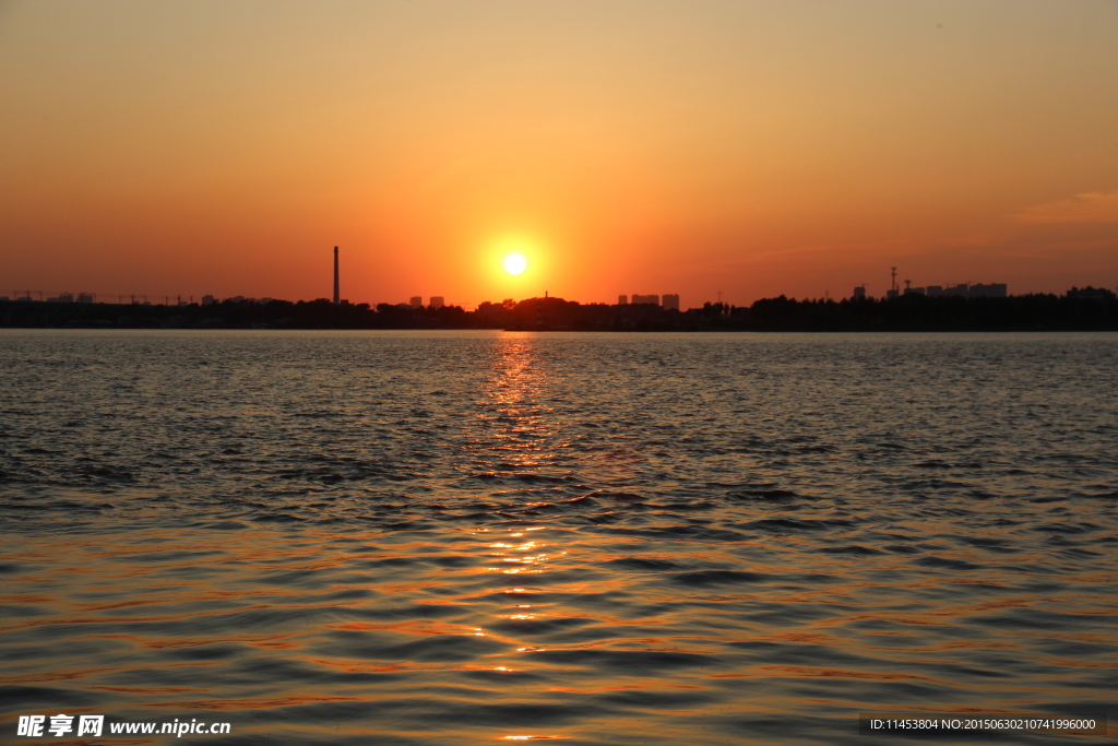 夕阳晚霞