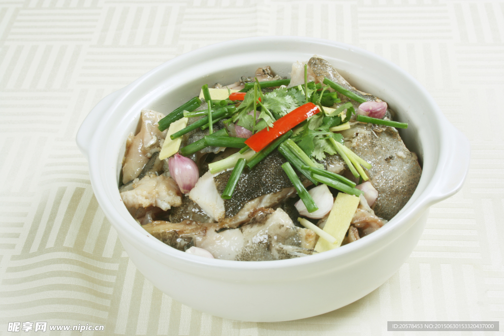 生鹊碟鱼头