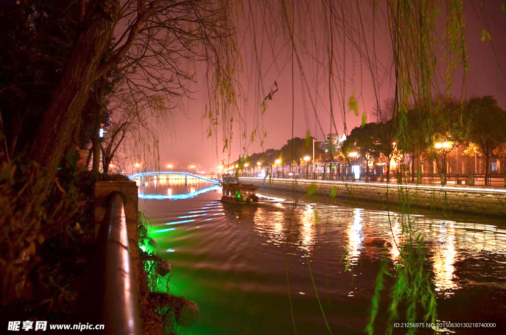 濠河夜景