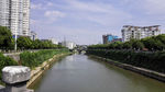 河流