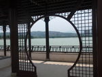 阁楼中的湖面