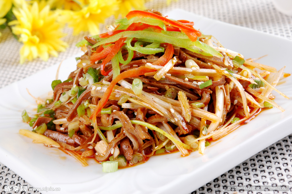 葱拌小牛肠