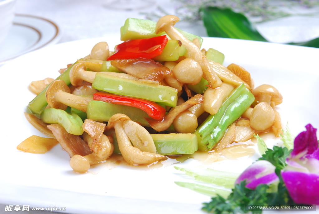 白玉凉瓜松板肉