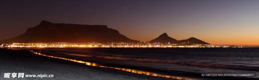 海边夜景