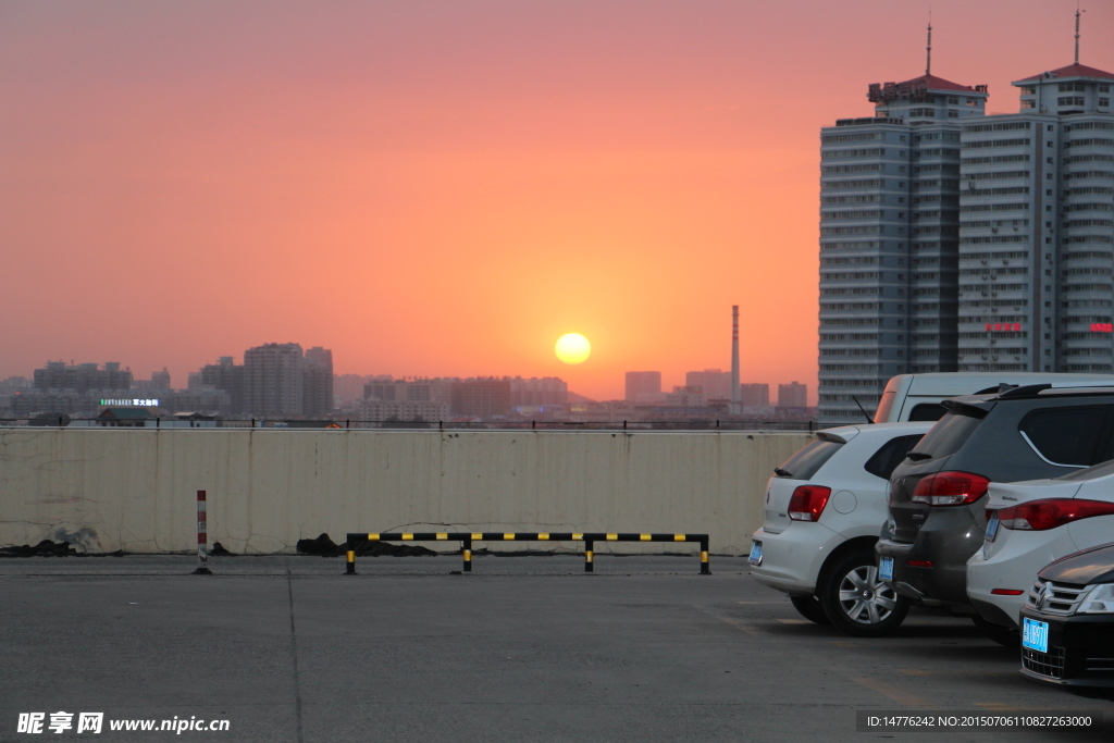 夕阳城市