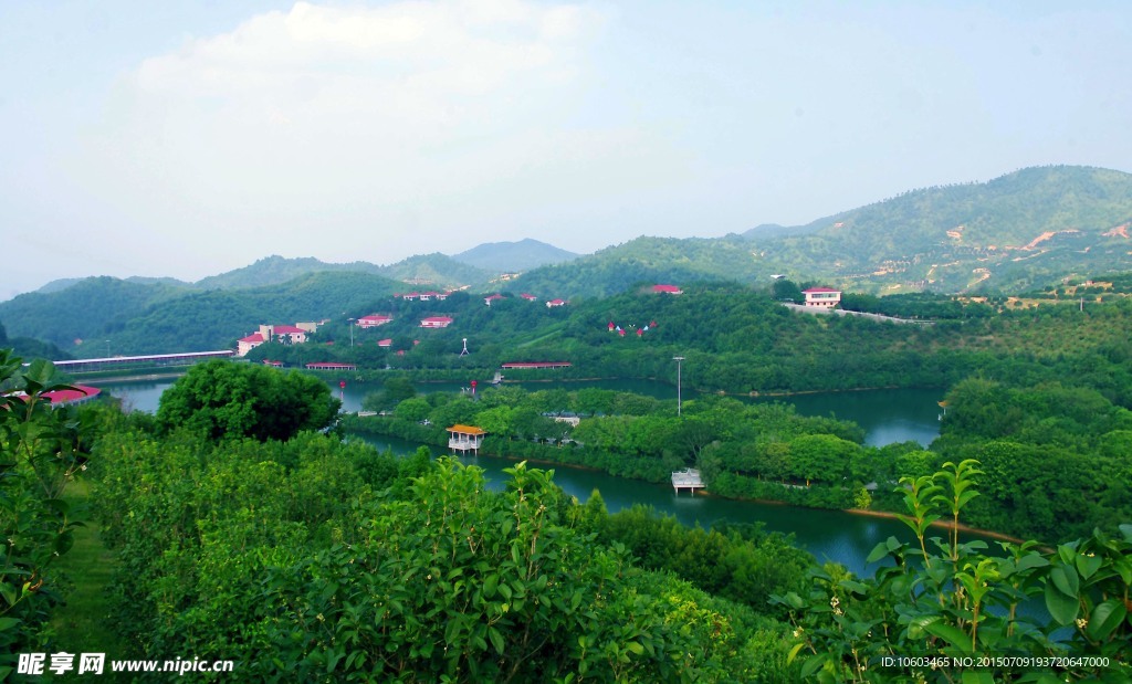 雁鸣湖