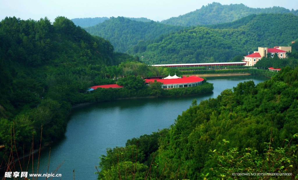 雁鸣湖