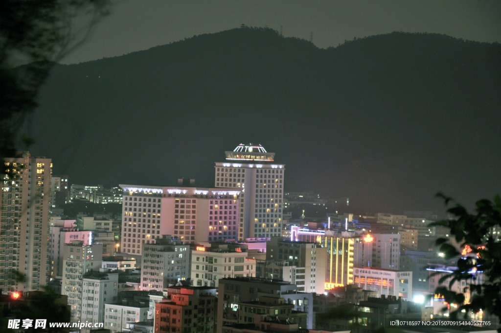 城市夜景黄昏