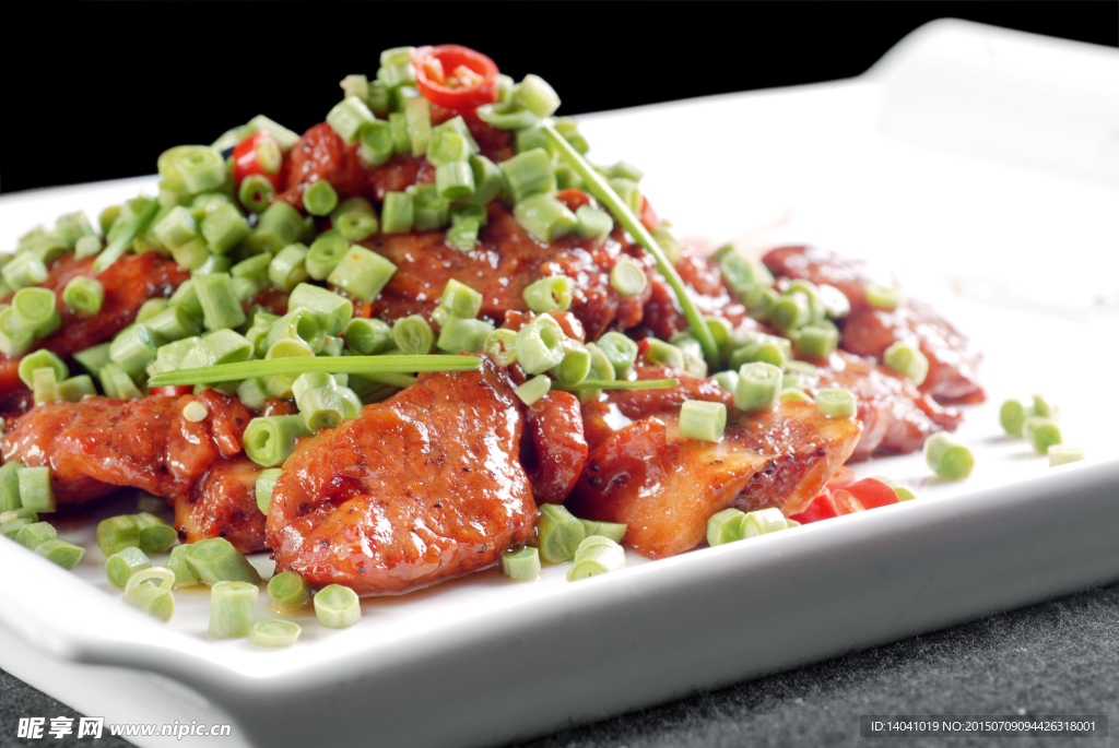 热菜风情牛仔骨