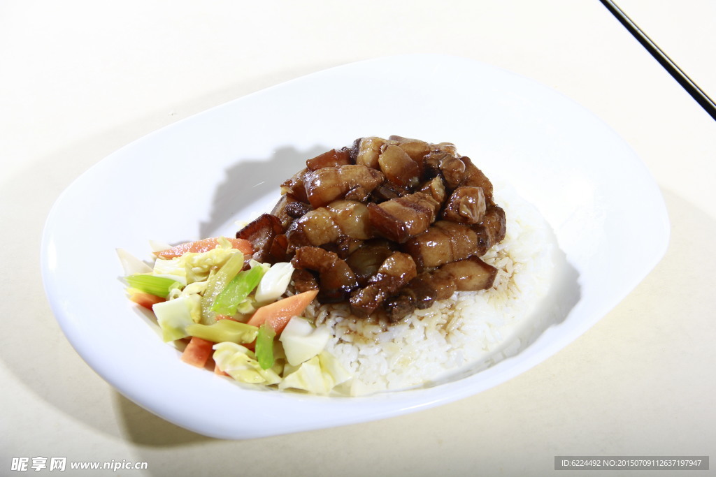 红烧肉饭