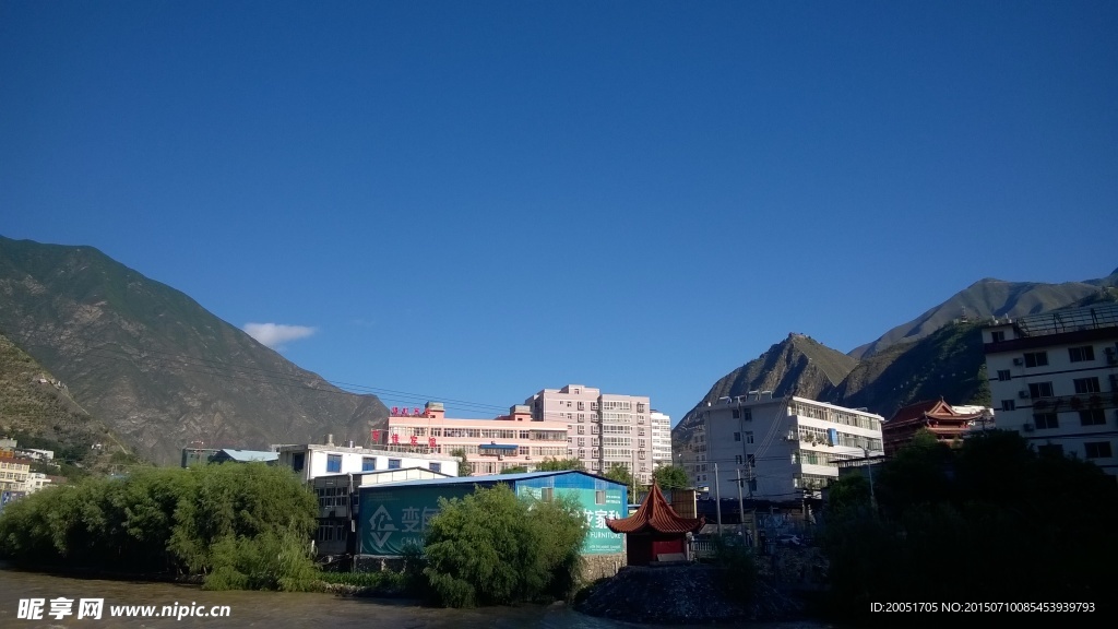 响晴清晨