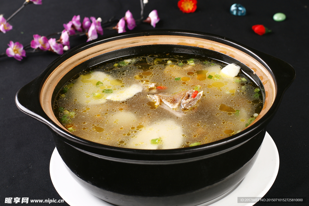 山菌老鸭煲
