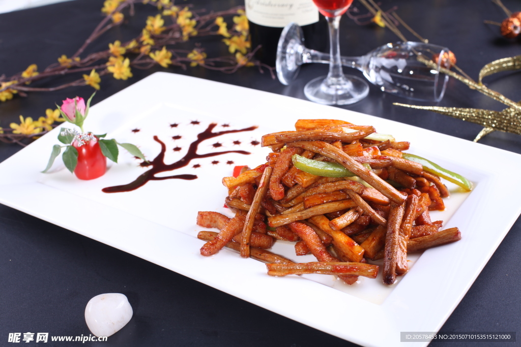 茶树菇爆风板肉