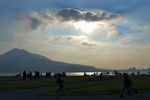 湖边的夕阳
