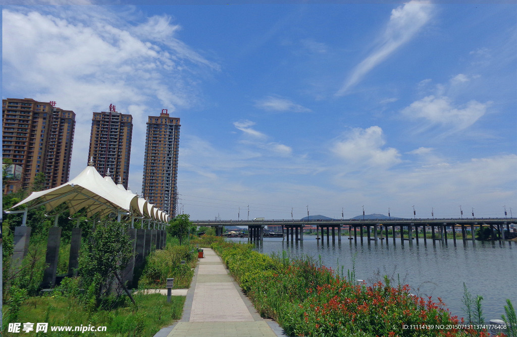 绍兴钱清西小江畔风景