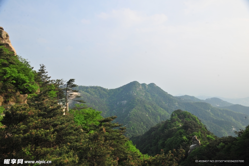 山脉 山峰