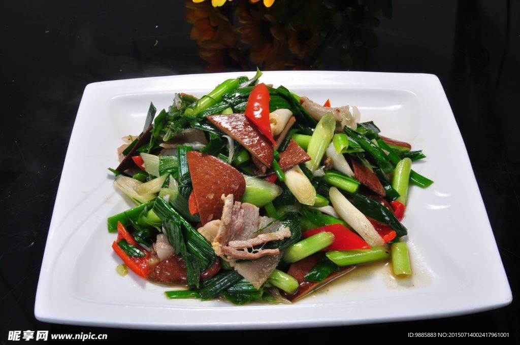 大蒜炒咸肉
