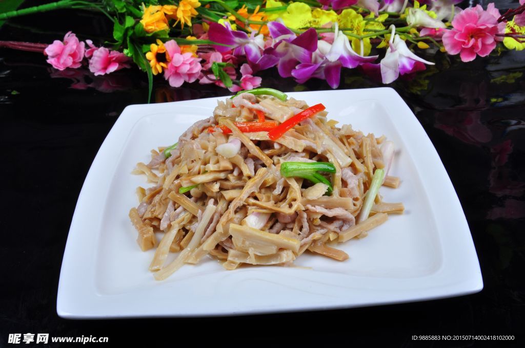 茶笋炒肉丝