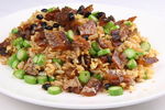 菜粒豆豉鲮鱼炒饭