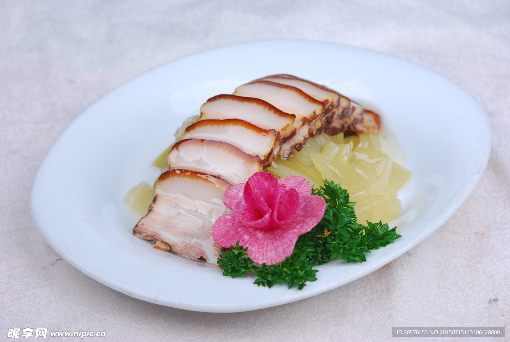 东坡肉炒冬腌菜