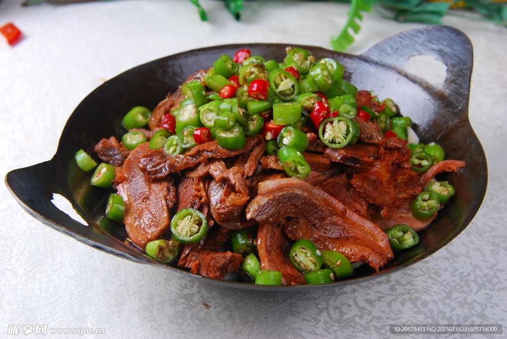 干锅鹿肉