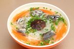 香菇炖鸡米线