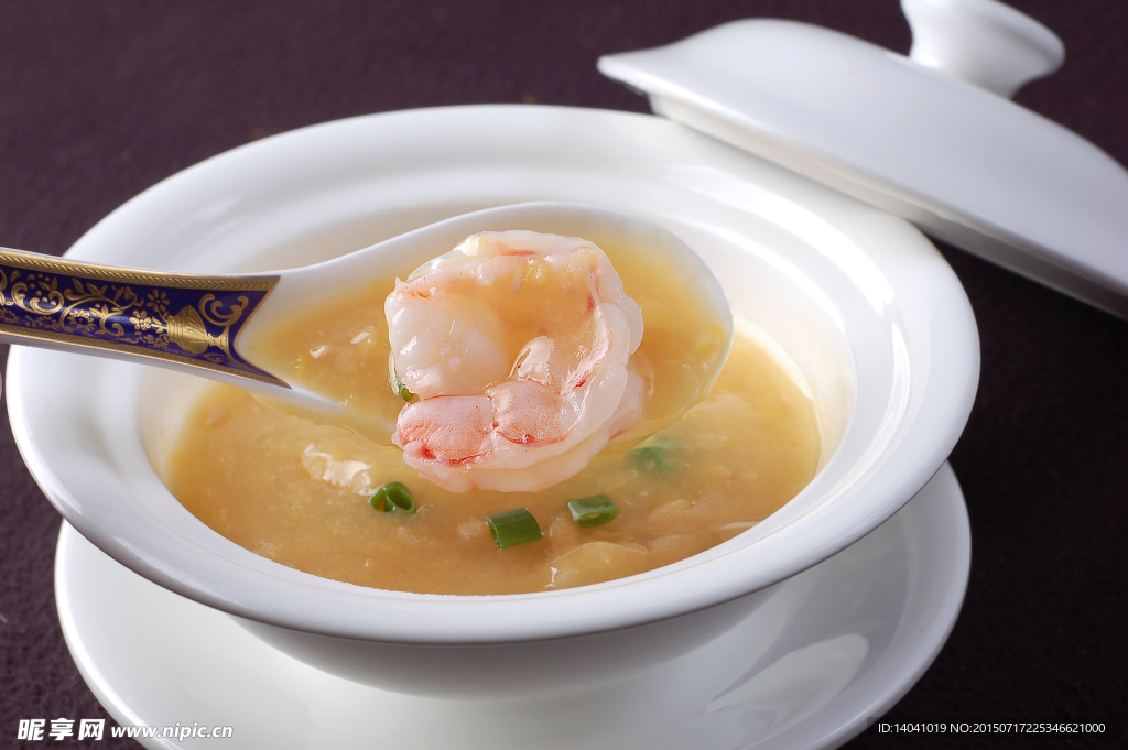 豆茸烩虾球