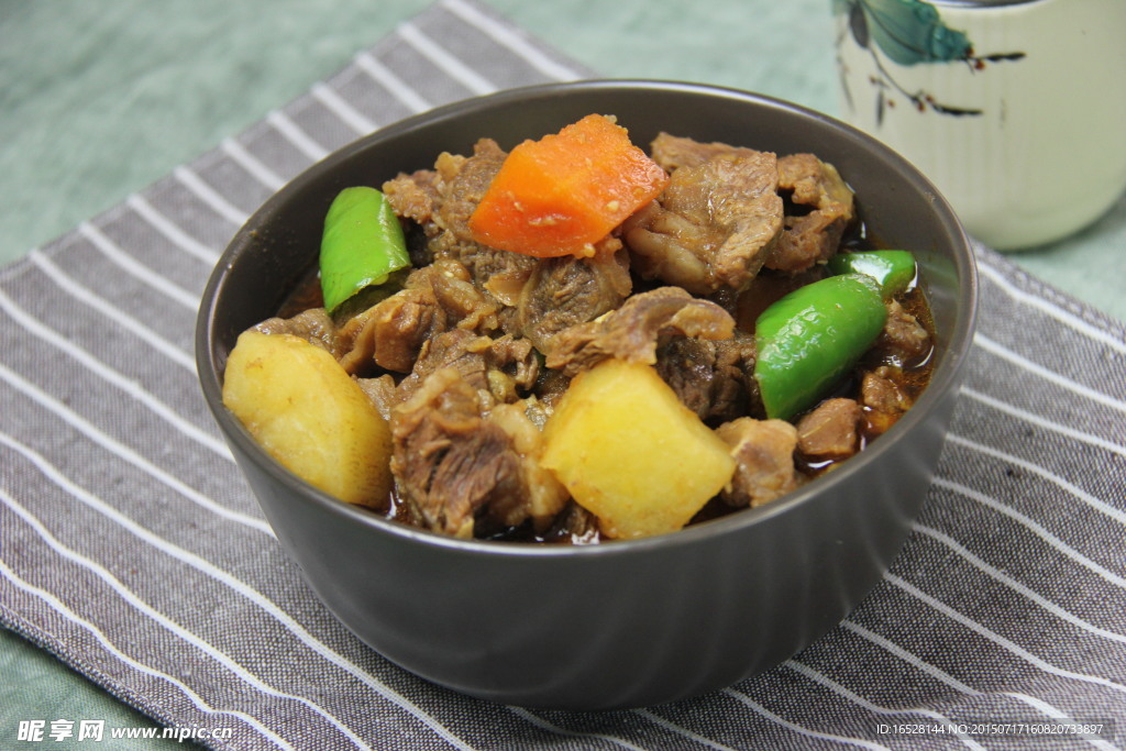 红烧牛腩