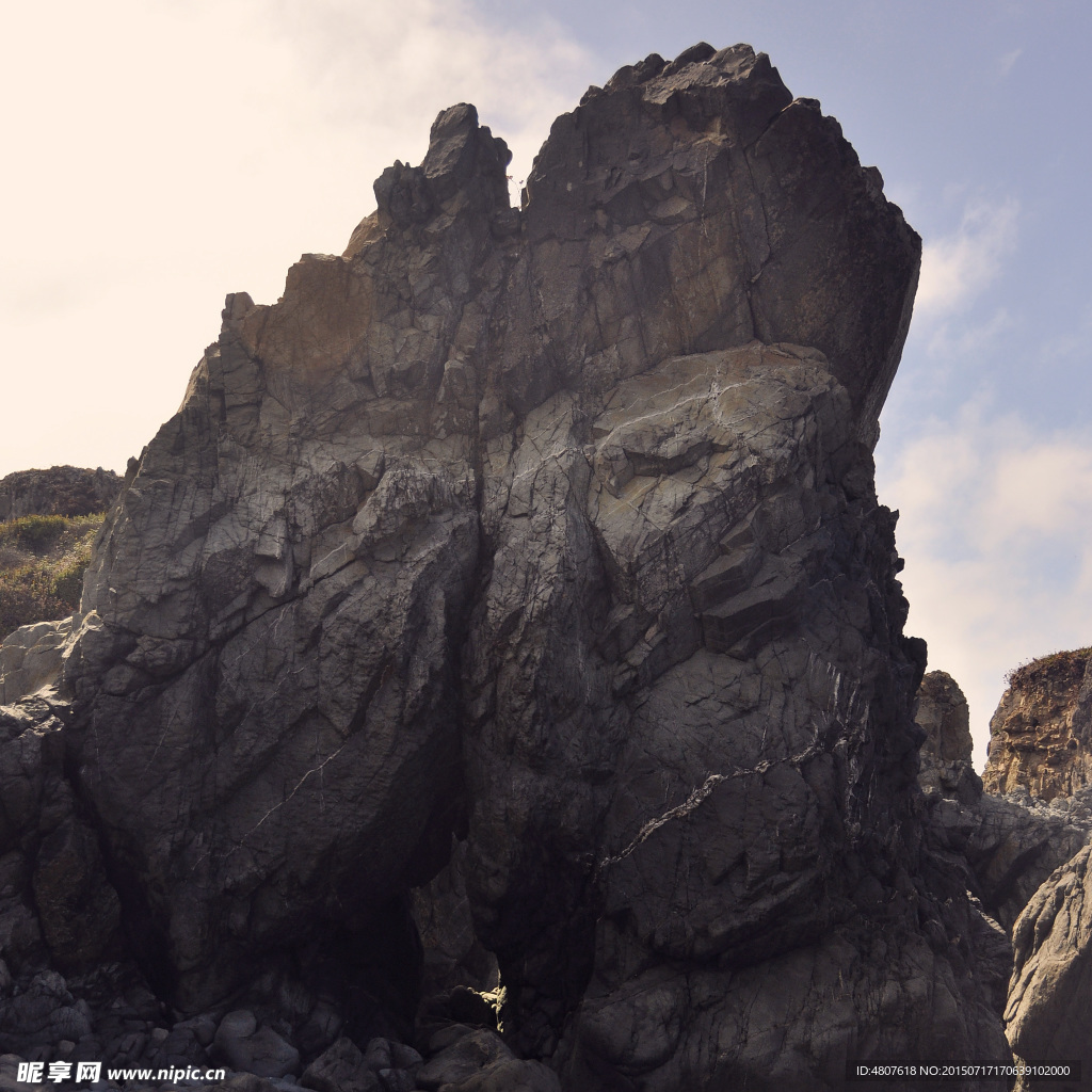 石山