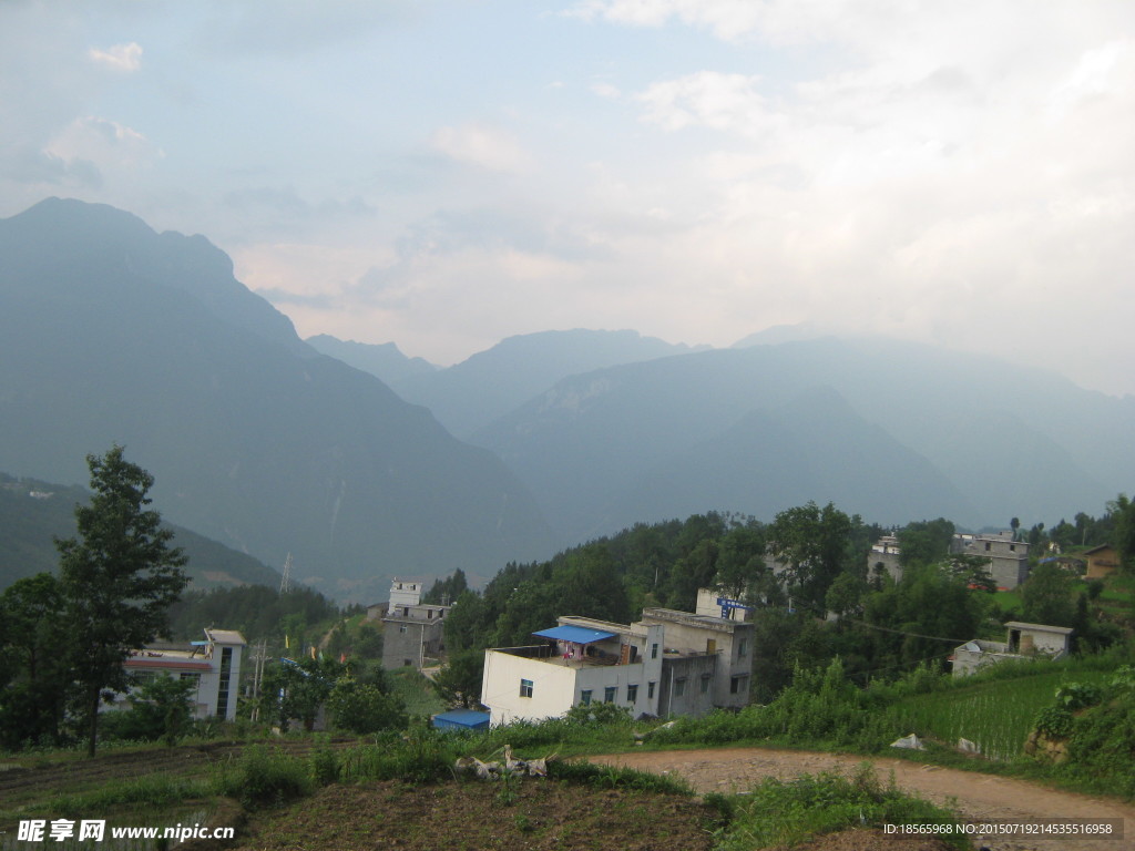 山村美景