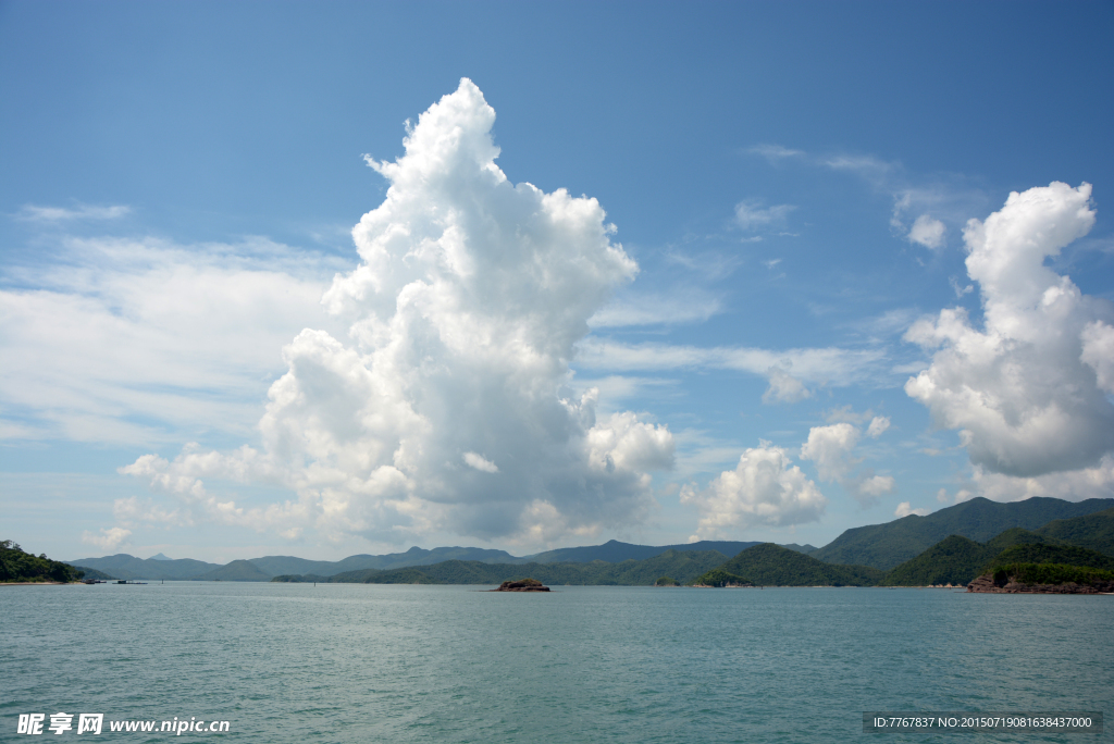 蓝天 大海