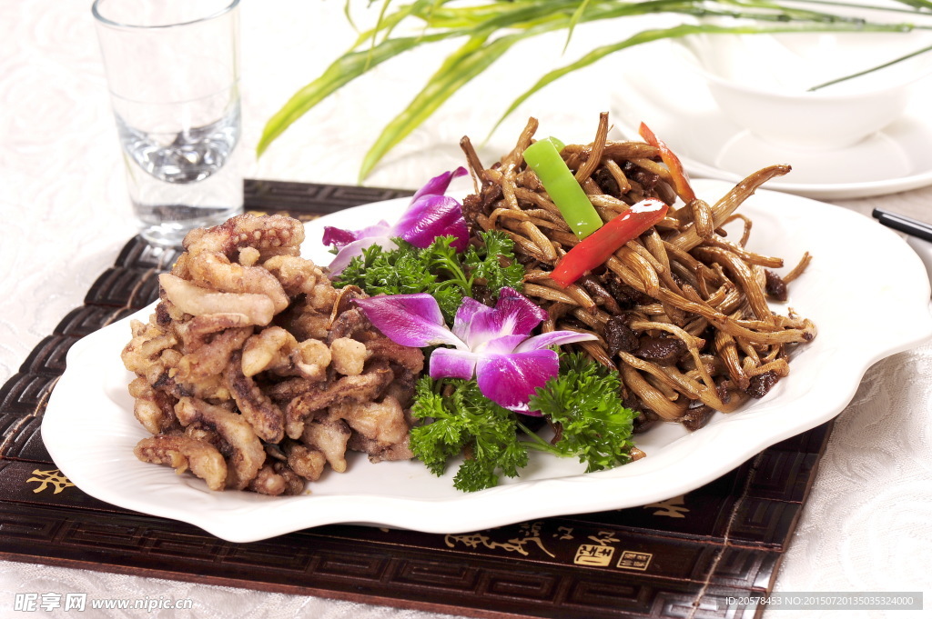 茶树菇煸鱿鱼
