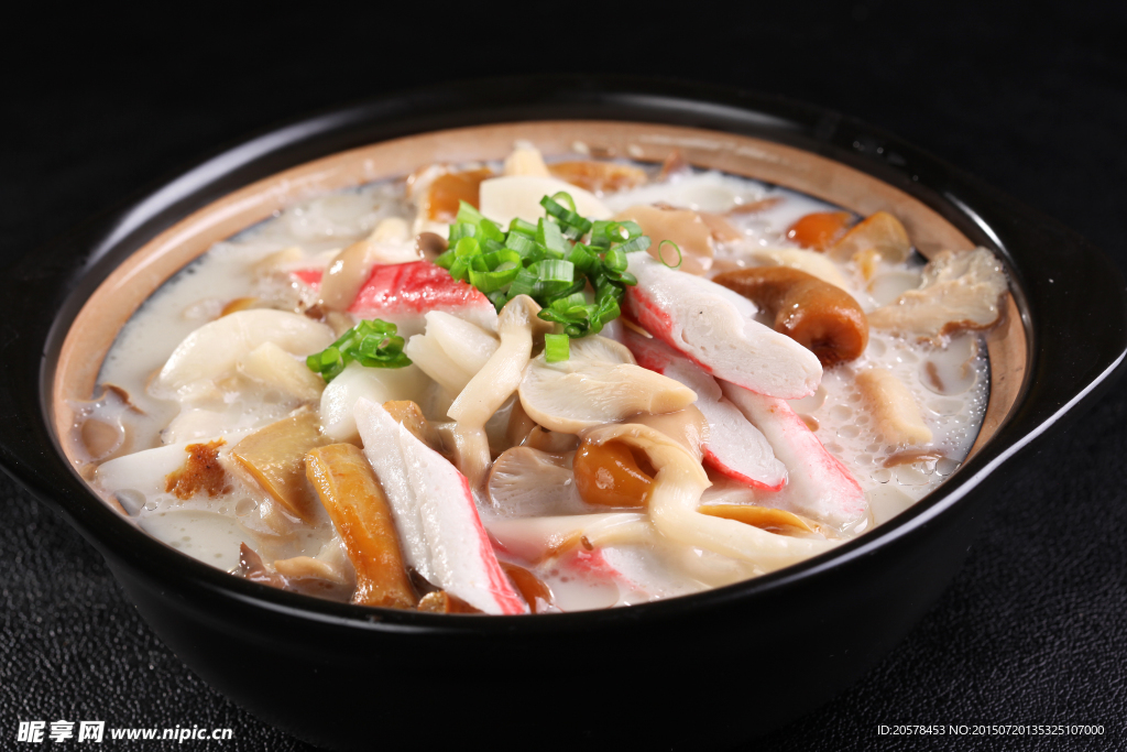 珍菌杂煲