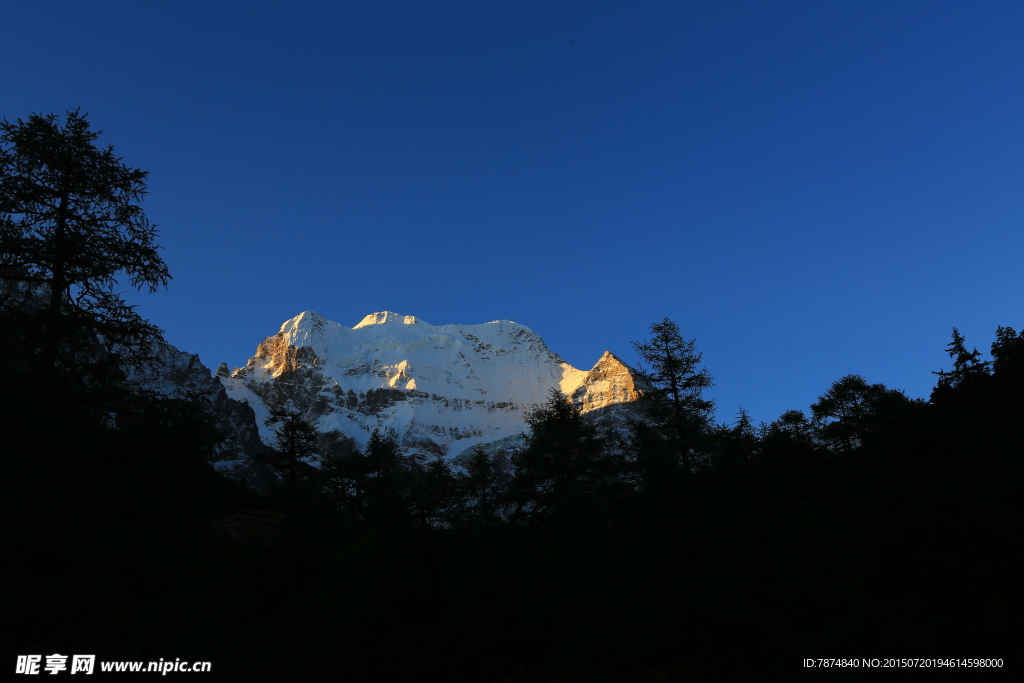 稻城雪山 稻城风光 稻城亚丁