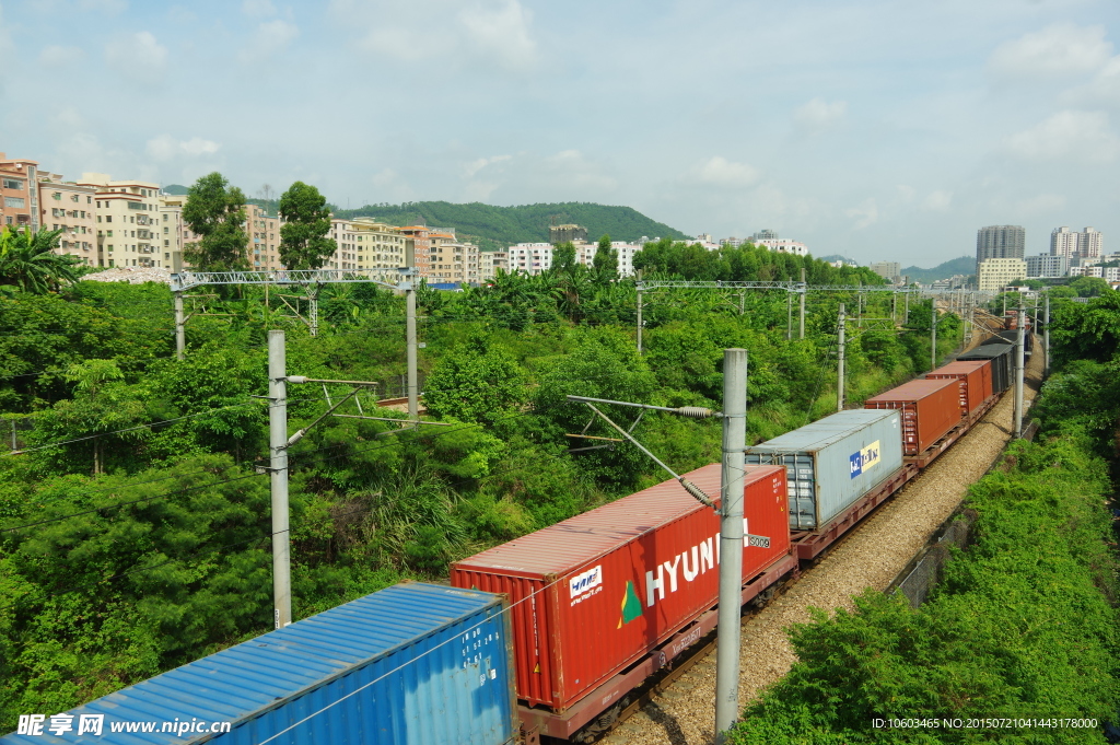 中国铁路 货运列车