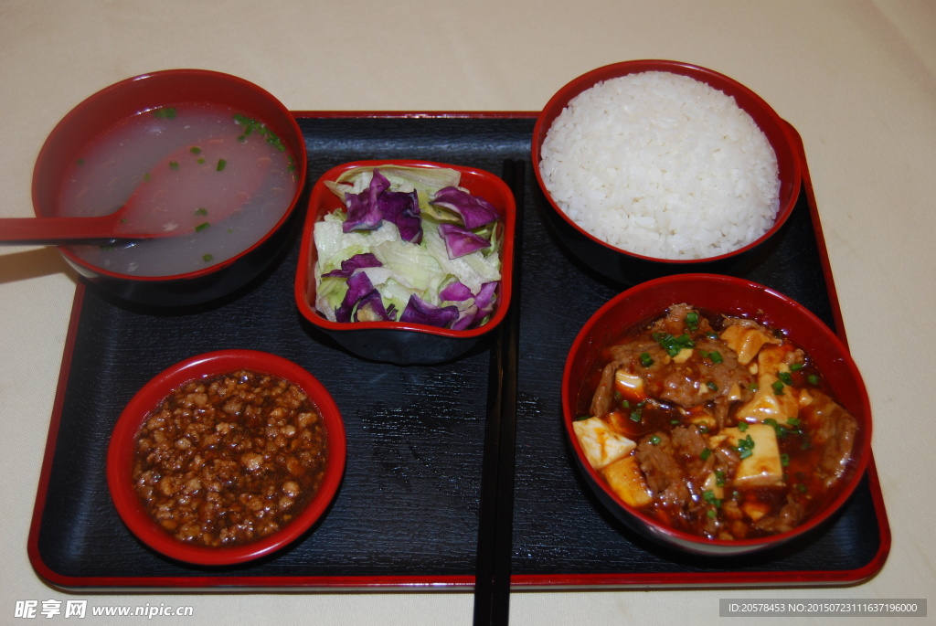 豆腐牛肉饭