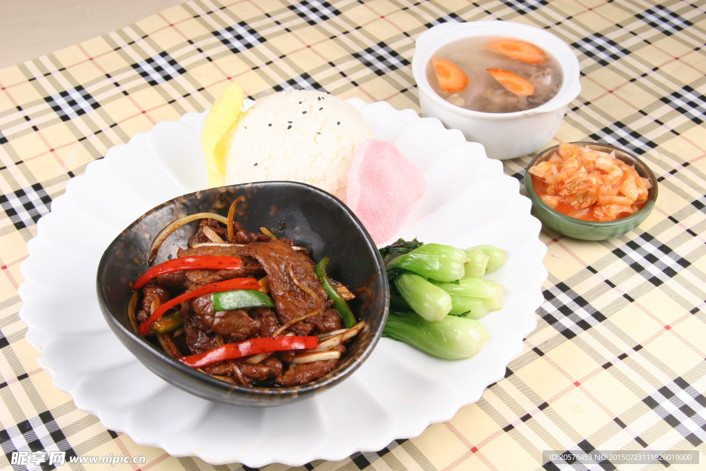 黑椒牛肉饭