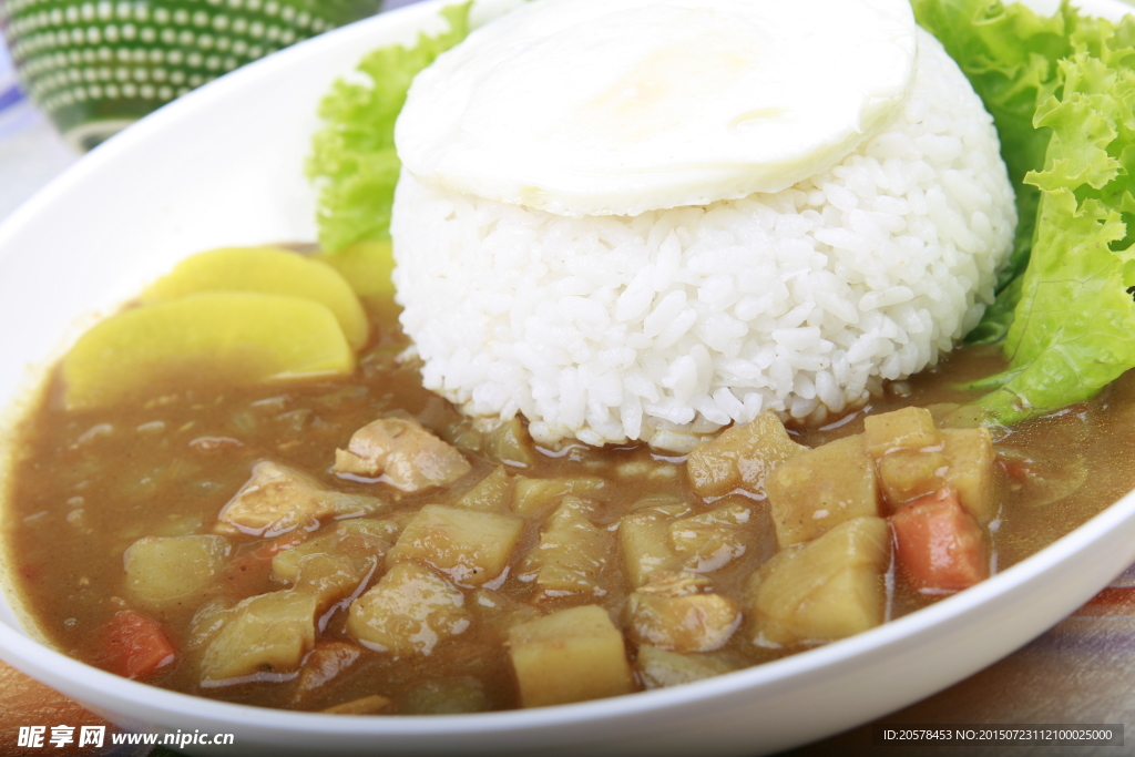 咖喱鸡肉饭