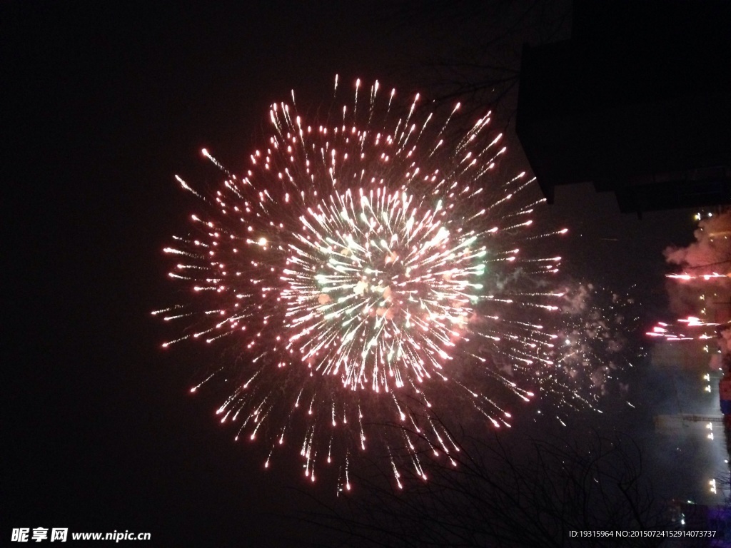 璀璨烟花
