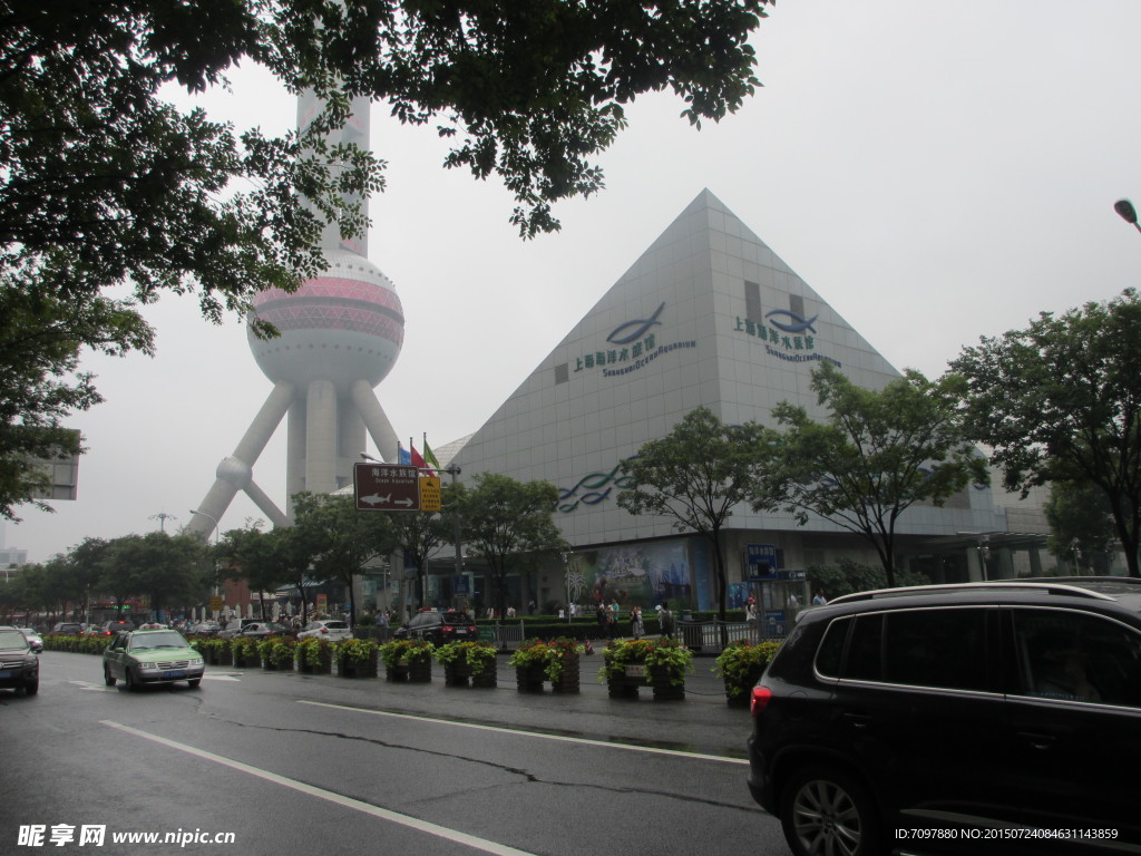 上海东方明珠   旅游景点