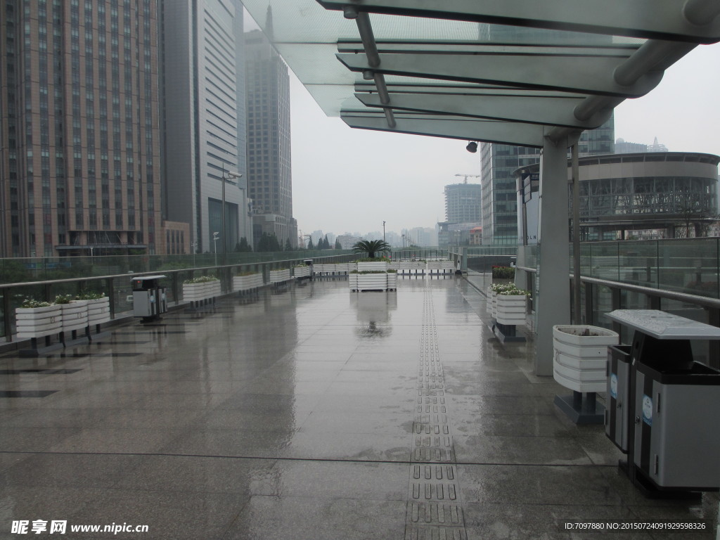 钢化玻璃雨棚   人行天桥雨棚