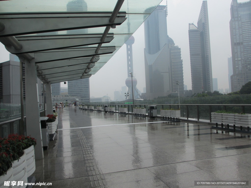 钢化玻璃雨棚   人行天桥雨棚