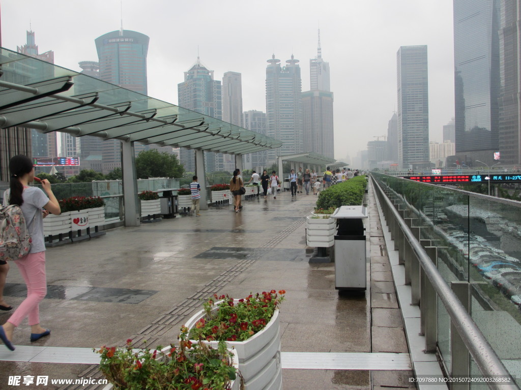 钢化玻璃雨棚   人行天桥雨棚