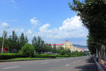 绥芬河市区公路摄影图片