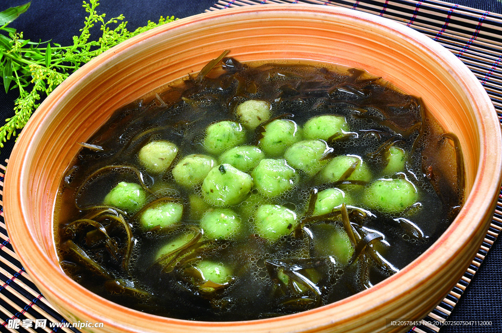 海带炖菜丸
